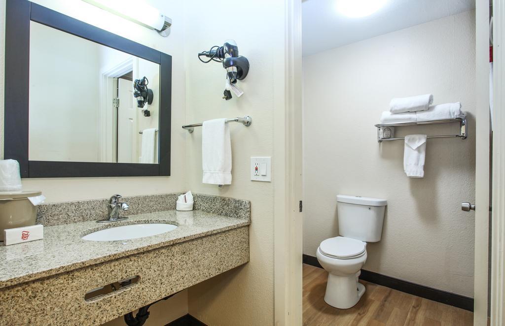 Red Roof Inn Portland Ngoại thất bức ảnh