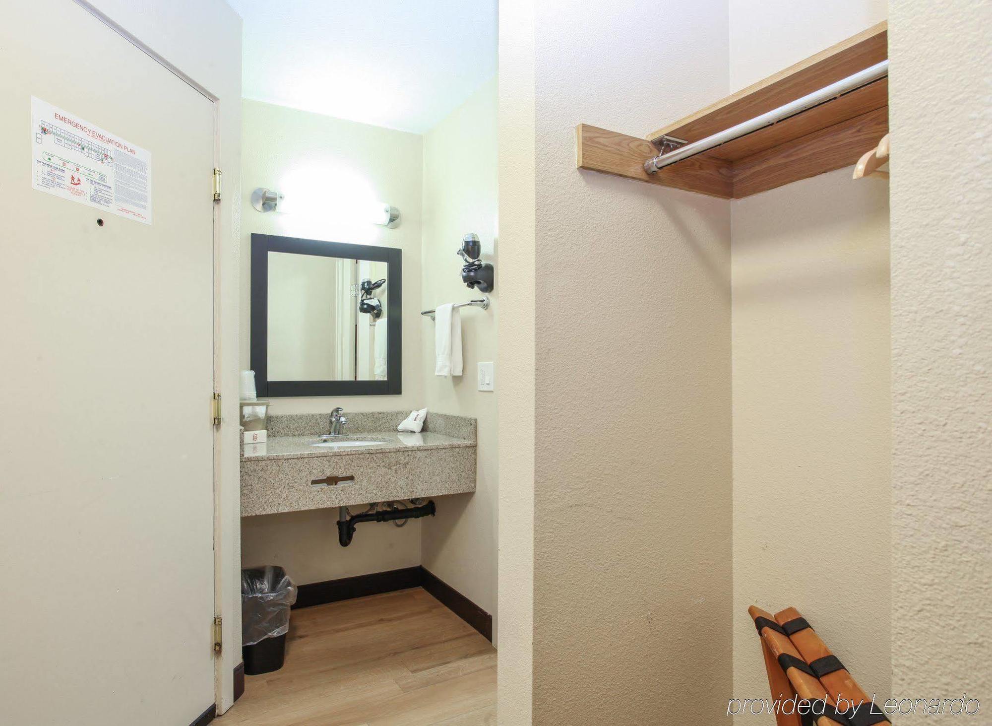 Red Roof Inn Portland Ngoại thất bức ảnh